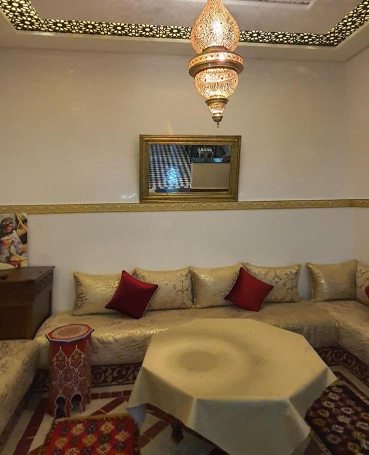 Quarya Assiyahia - Riad Camilia- Maison Entiere Avec Piscine Marakeş Dış mekan fotoğraf