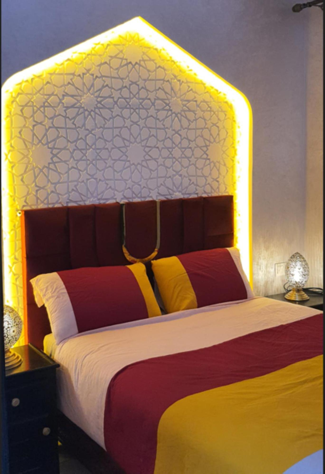 Quarya Assiyahia - Riad Camilia- Maison Entiere Avec Piscine Marakeş Dış mekan fotoğraf